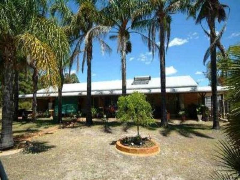 30 Shenton Road, Barragup WA 6209