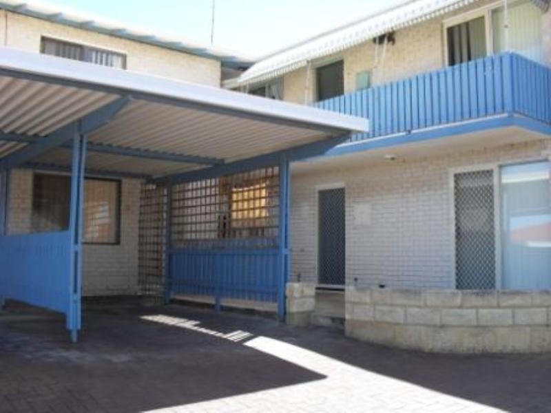 17/11 Leslie Street, Dudley Park WA 6210