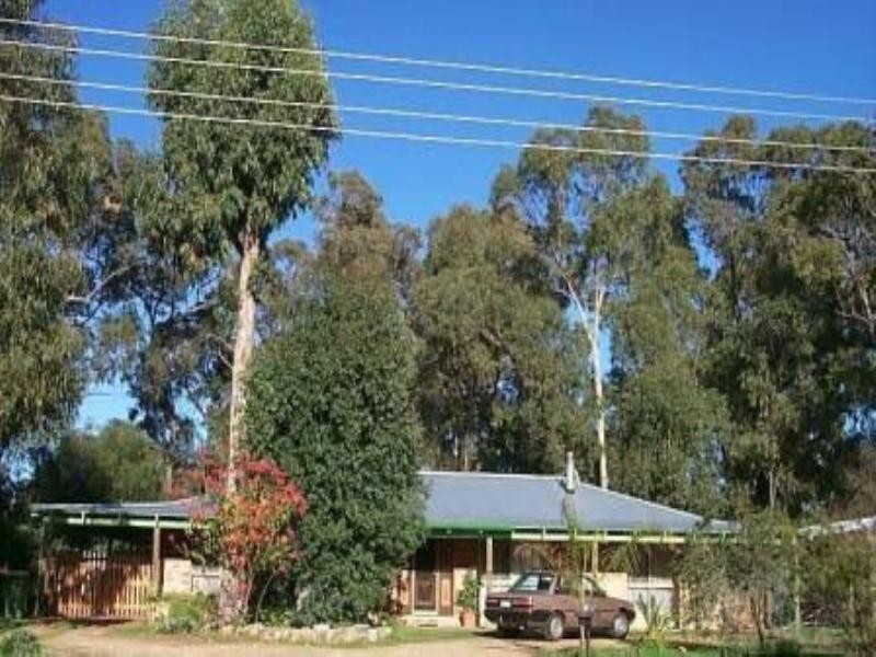 2 Queenscliff Rise, Greenfields WA 6210