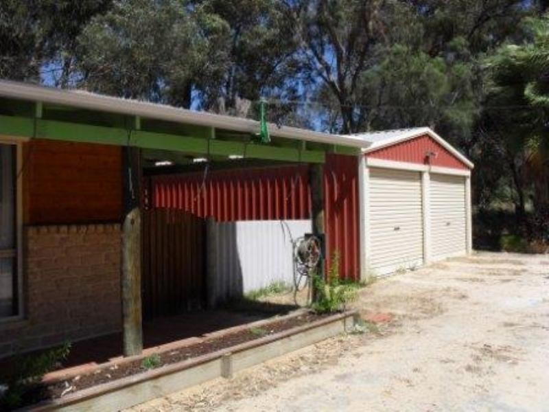 2 Queenscliff Rise, Greenfields WA 6210