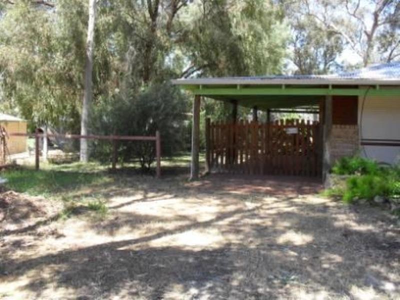 2 Queenscliff Rise, Greenfields WA 6210