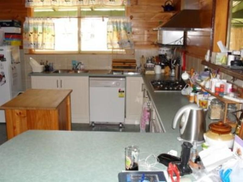 2 Queenscliff Rise, Greenfields WA 6210