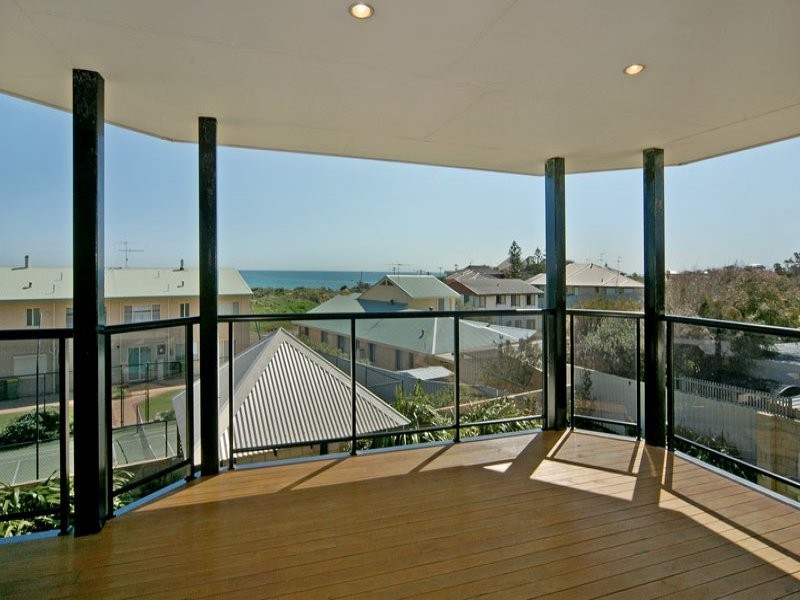 34 Mippi Road, Halls Head WA 6210