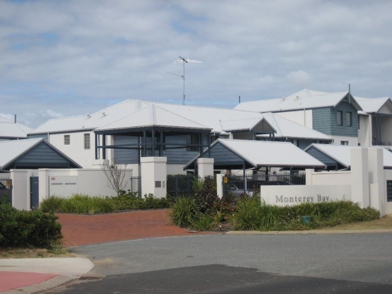 24/206 Mary Street, Halls Head WA 6210