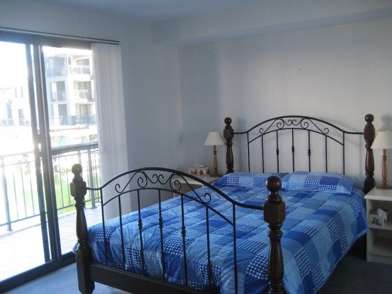 24/206 Mary Street, Halls Head WA 6210