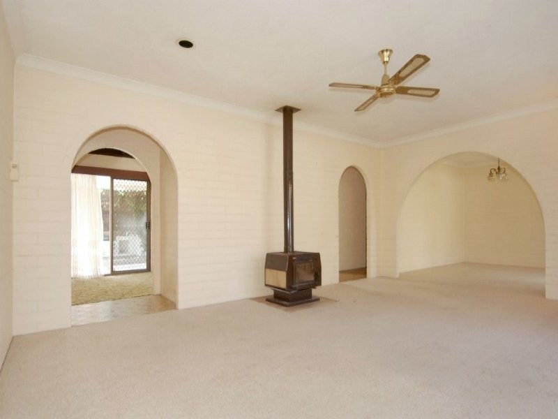 7 Banjup Road, Greenfields WA 6210