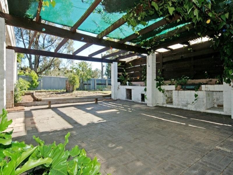 7 Banjup Road, Greenfields WA 6210