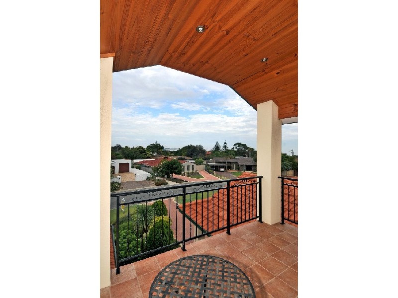 97 Hickman Road, Silver Sands WA 6210