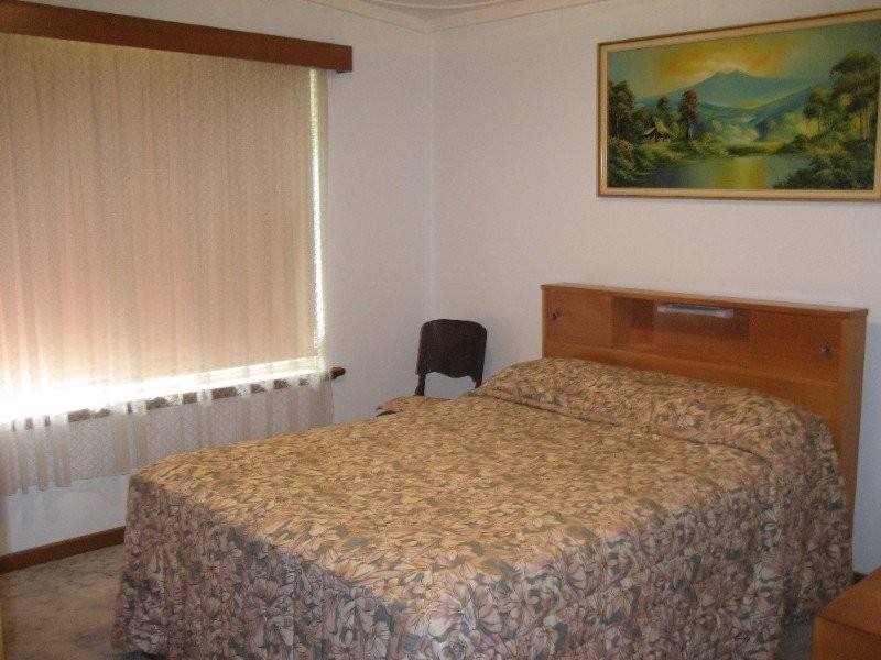 25 Gillark Street, Dudley Park WA 6210