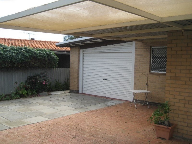 25 Gillark Street, Dudley Park WA 6210