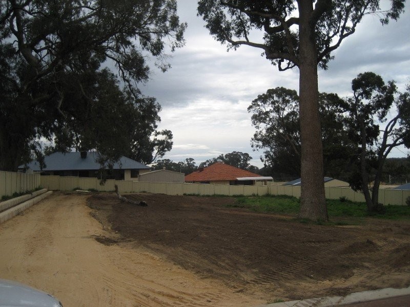 7 Bookara View, Lakelands WA 6180