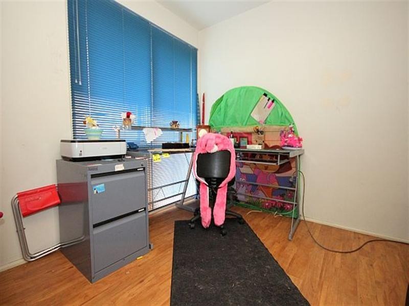 8/2 Kardella Court, Condell Park NSW 2200