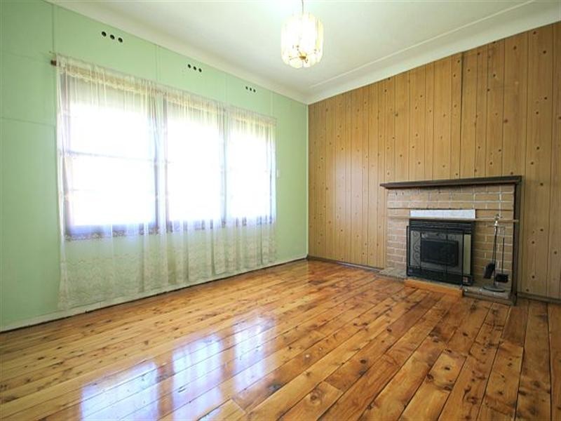 1 Kenward Avenue, Chester Hill NSW 2162