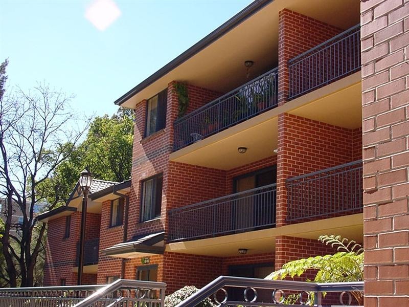 4/25-27 Stanley Street, Bankstown NSW 2200