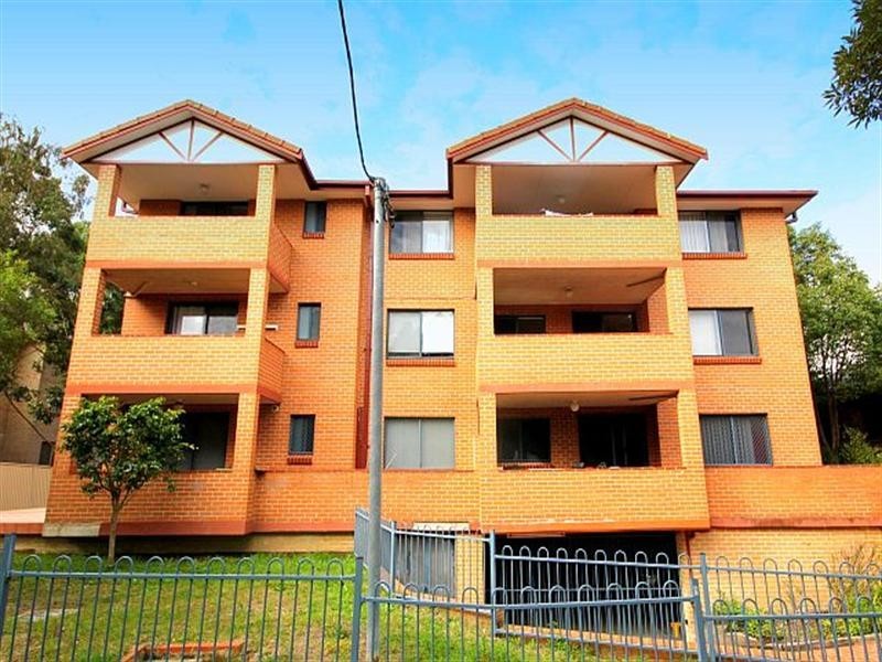 8/47-49 Cairds Avenue, Bankstown NSW 2200