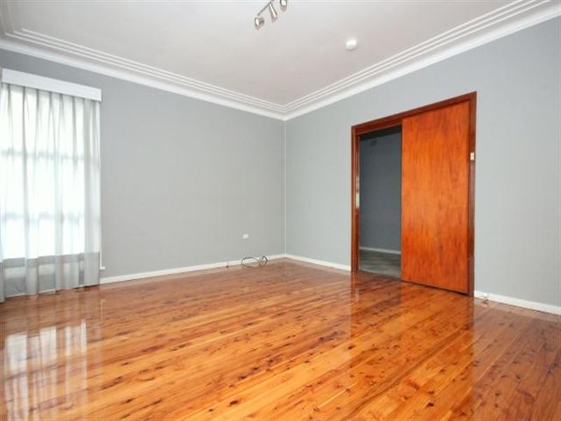 6 Banool Street, Chester Hill NSW 2162