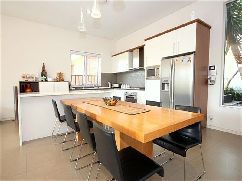 11 Daphne Avenue, Bankstown NSW 2200