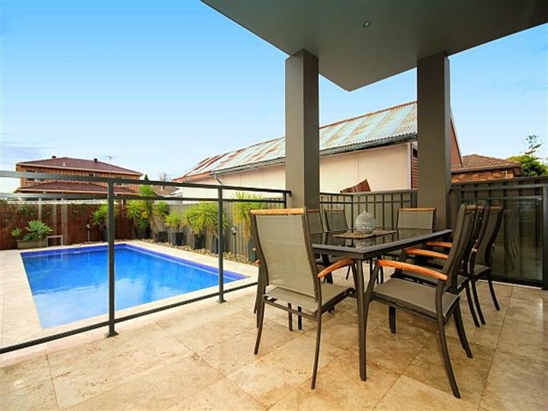 11 Daphne Avenue, Bankstown NSW 2200