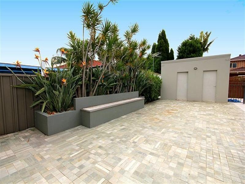 11 Daphne Avenue, Bankstown NSW 2200