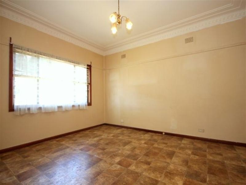 10 Grevillea Road, Chester Hill NSW 2162