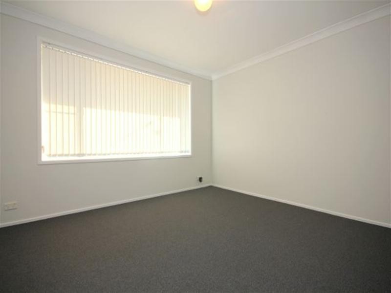 23 Binnalong Avenue, Georges Hall NSW 2198