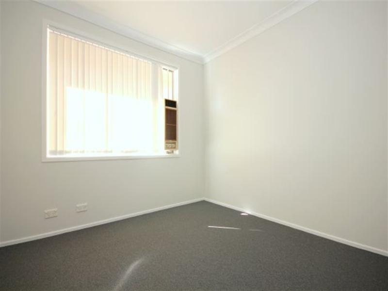 23 Binnalong Avenue, Georges Hall NSW 2198