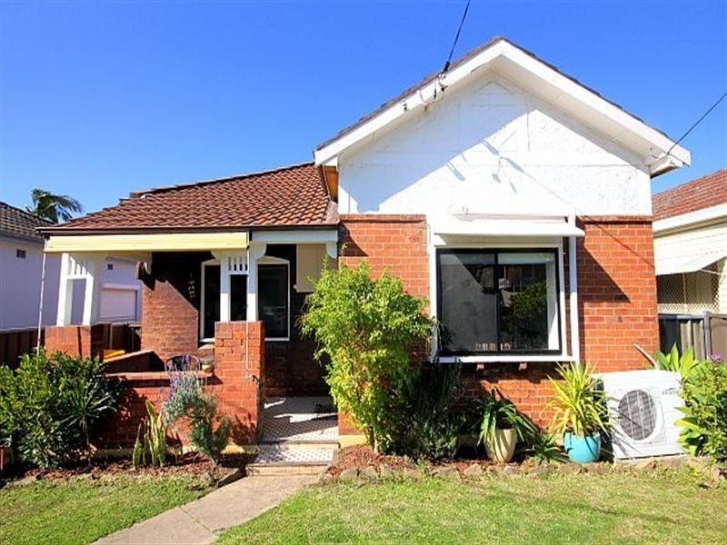 14 Market Street, Condell Park NSW 2200