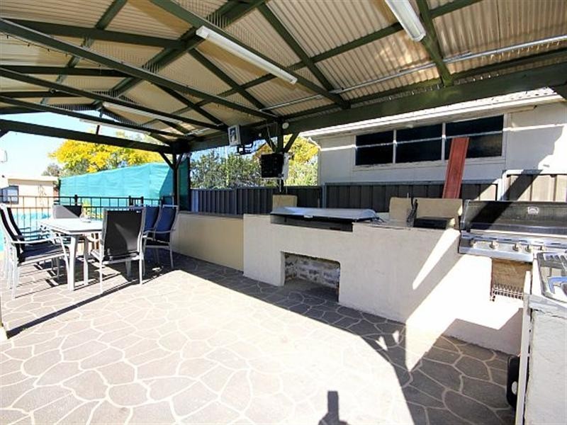 14 Market Street, Condell Park NSW 2200