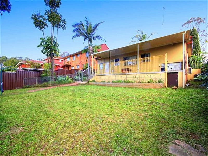 86 Rex Road, Georges Hall NSW 2198