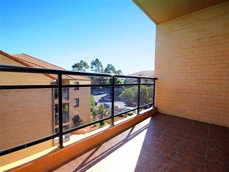 16/28 Meredith Street, Bankstown NSW 2200