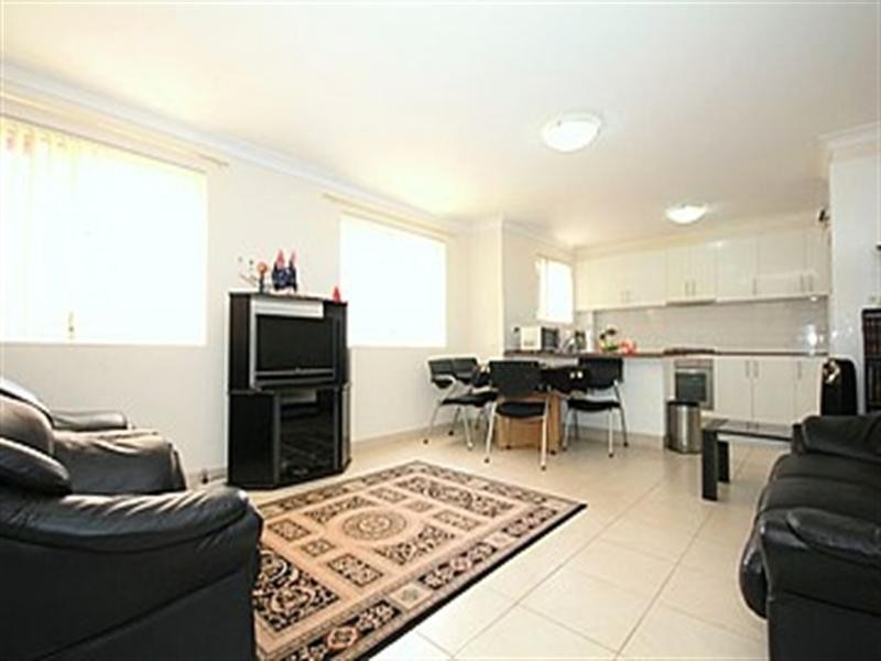 8/53 Meredith Street, Bankstown NSW 2200