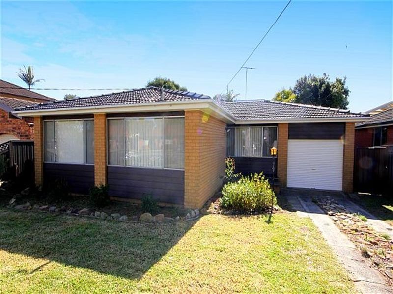 96 Flinders Road, Georges Hall NSW 2198