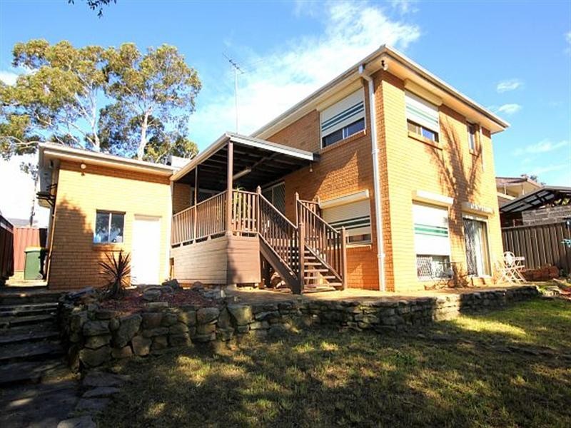 96 Flinders Road, Georges Hall NSW 2198