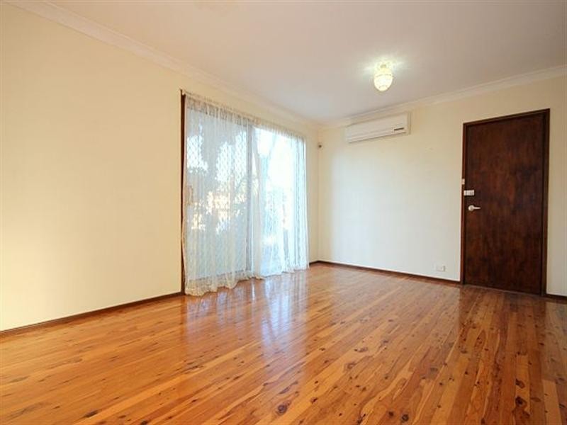 93 Denman Road, Georges Hall NSW 2198