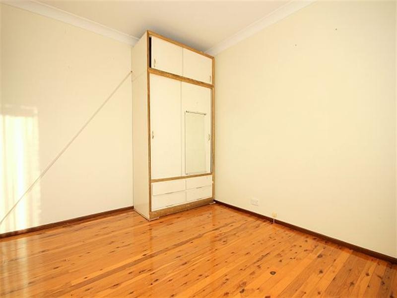 93 Denman Road, Georges Hall NSW 2198