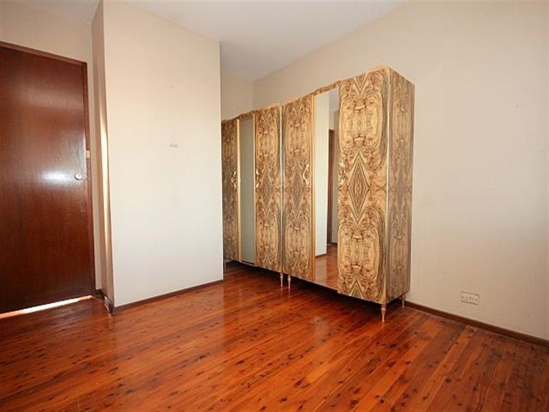 93 Denman Road, Georges Hall NSW 2198