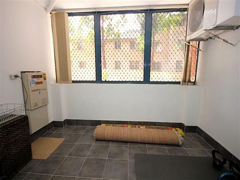 1/47 Cairds Avenue, Bankstown NSW 2200