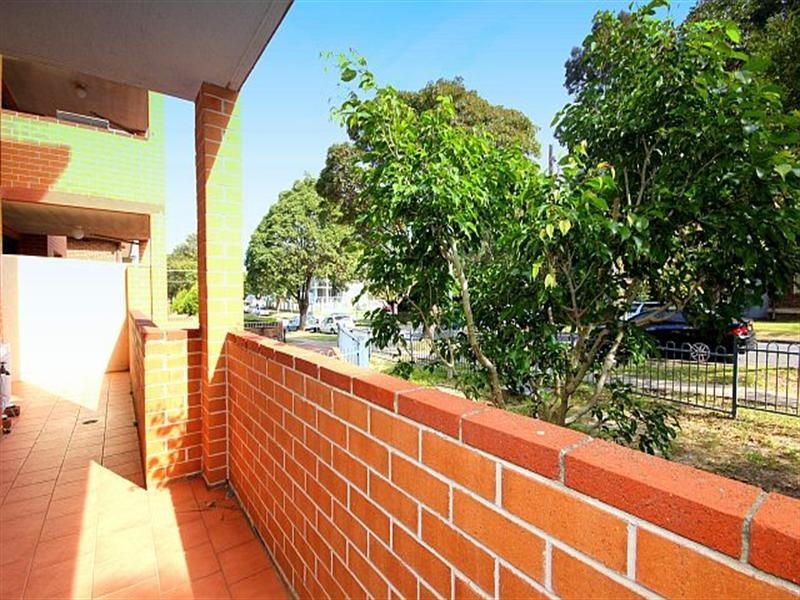 1/47 Cairds Avenue, Bankstown NSW 2200