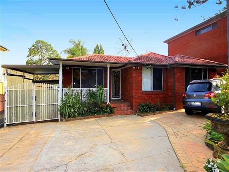 12 Wren Street, Condell Park NSW 2200