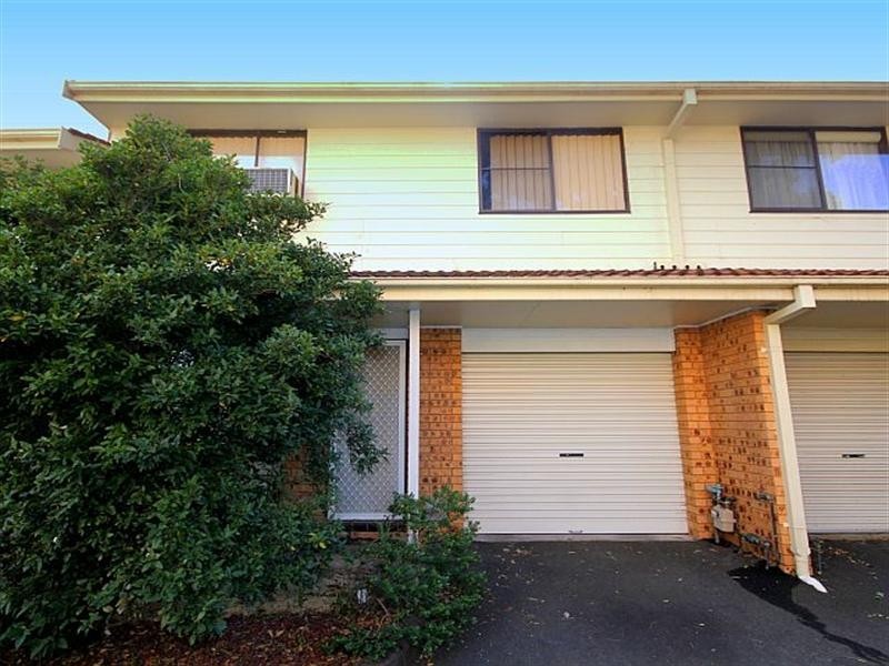 14/221 Old Kent Road, Greenacre NSW 2190