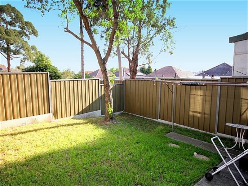 14/221 Old Kent Road, Greenacre NSW 2190