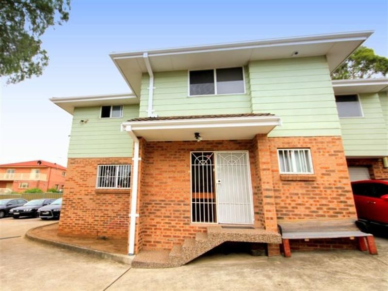 1/349 Stacey Street, Bankstown NSW 2200
