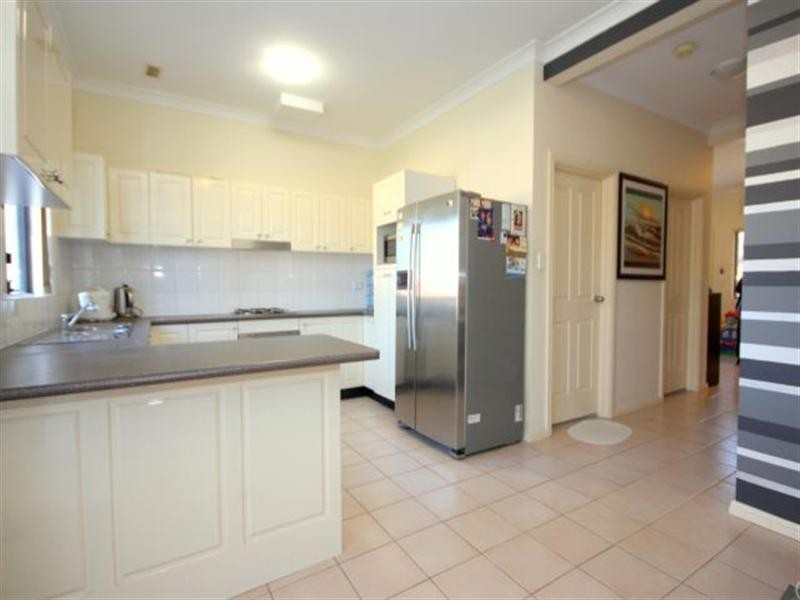 2/102 Hunter Street, Condell Park NSW 2200