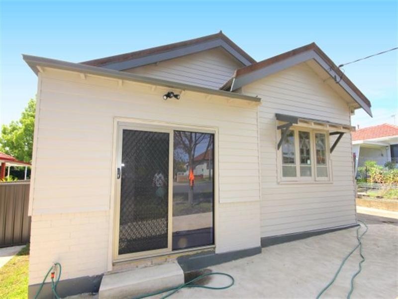 23 Petunia Avenue, Bankstown NSW 2200