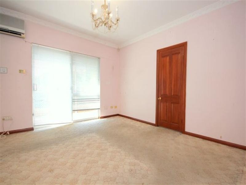 10 Gordon Street, Bankstown NSW 2200