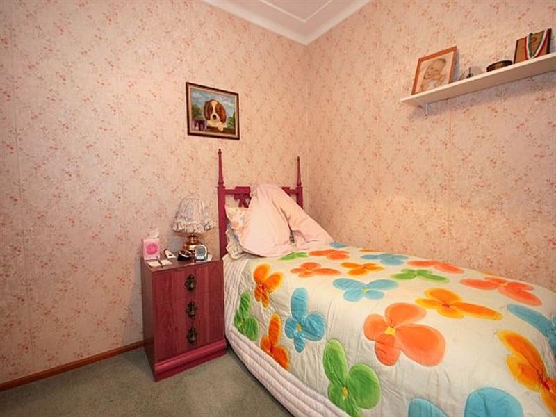 26 Lincoln Road, Georges Hall NSW 2198