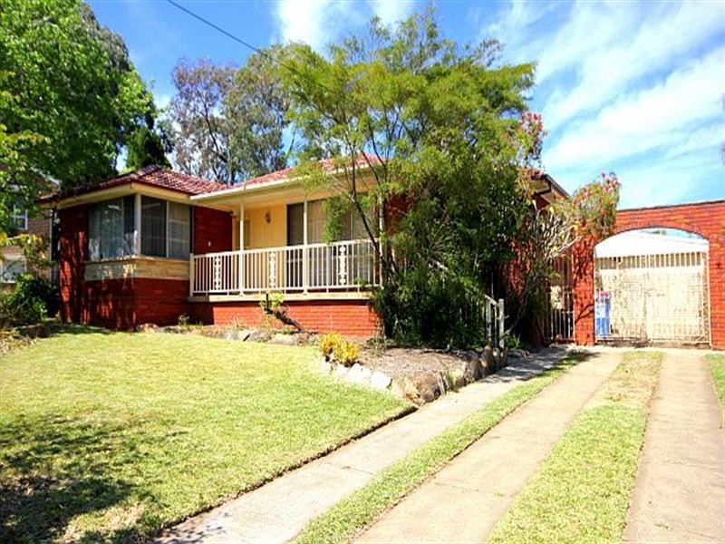 9 Grace Avenue, Condell Park NSW 2200