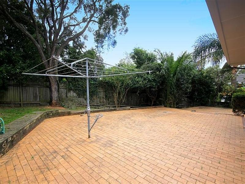 24 Saric Avenue, Georges Hall NSW 2198