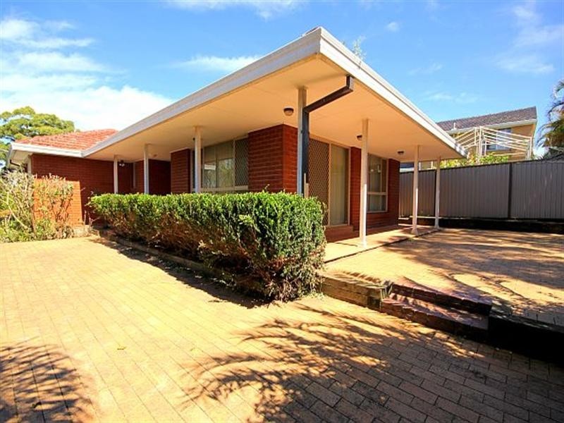 24 Saric Avenue, Georges Hall NSW 2198