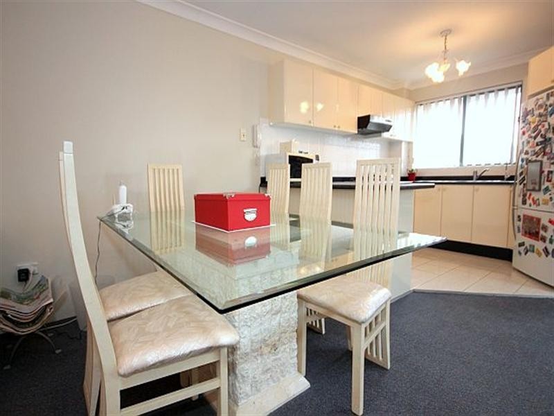 9/365 Hume Highway, Bankstown NSW 2200